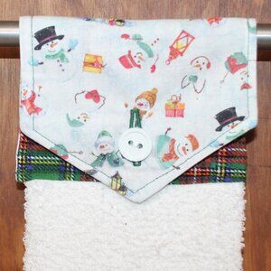 SNOWMAN HAND TOWEL GREEN & WHITE WINTER PRINT HANDMADE HANGING WHITE TERRY TOWEL